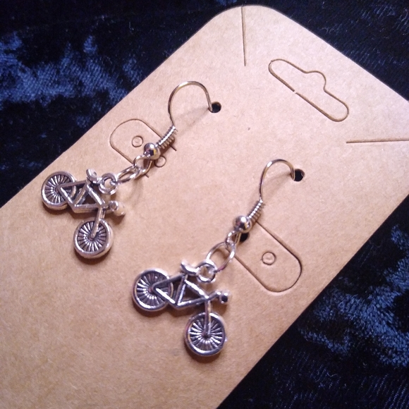Handcrafted Bicycle Earrings 🚲 - Picture 3 of 3
